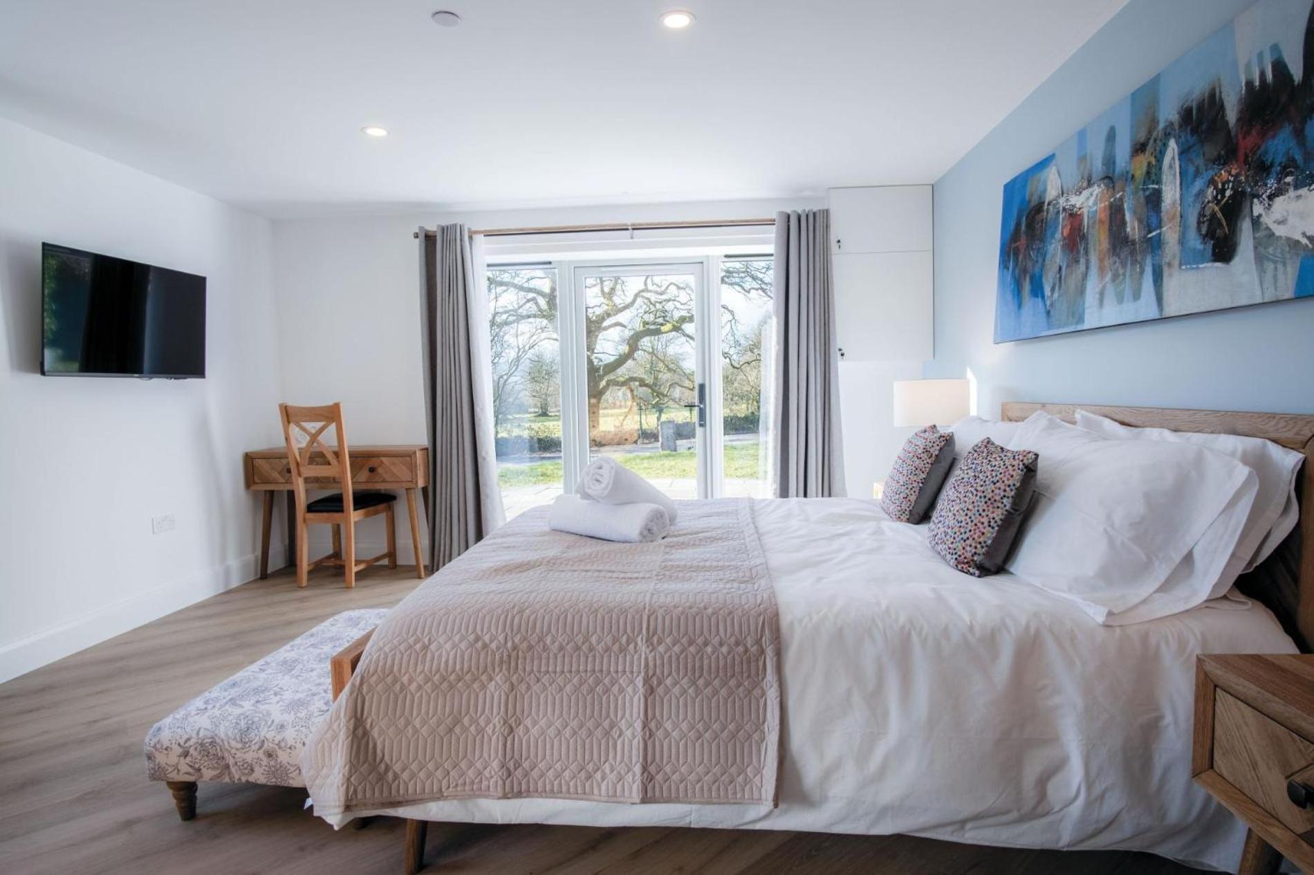Suite 9 - Sleeping Giant Hotel - Pen Y Cae Inn 브레컨 외부 사진